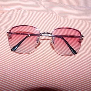 Ombré pink hued sunglasses